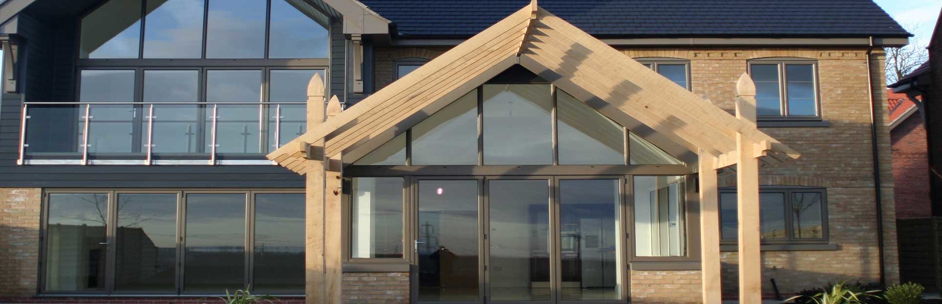 aluminium double glazed windows crawley